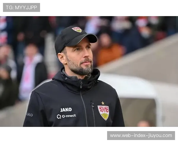 斯图加特主帅赫内斯战术灵活 阵型切换展现执教功力